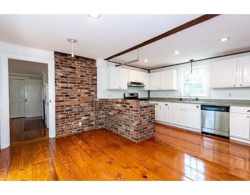 Building Photo - 87 High St