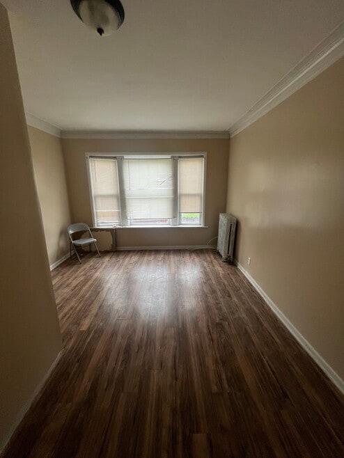 Building Photo - 138 W 70th St