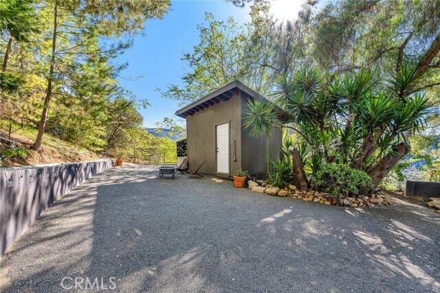 Building Photo - 24301 Sylvan Glen Rd