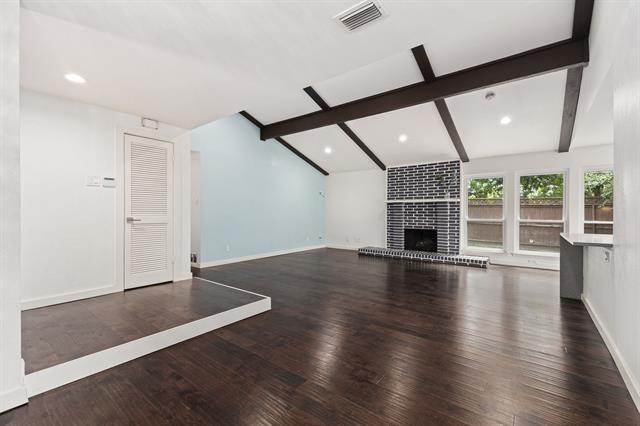 Building Photo - 15751 Mapleview Cir