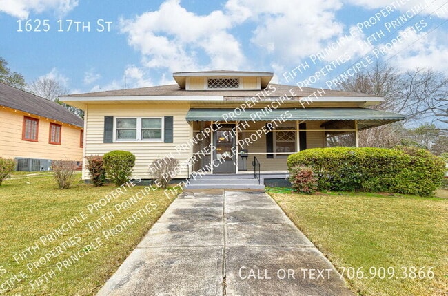 Building Photo - 1625 17th St