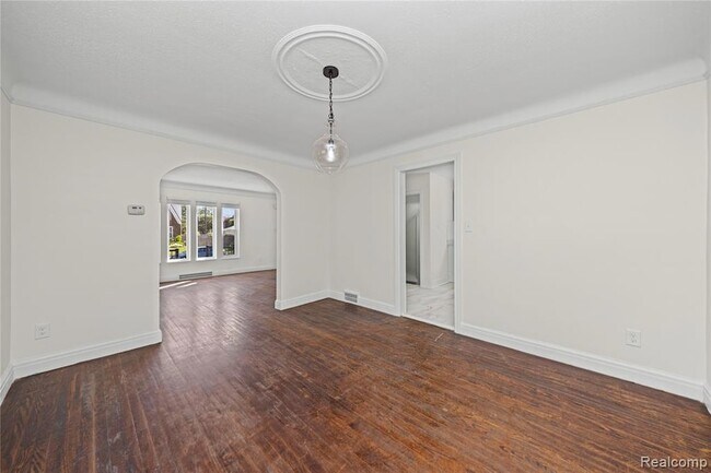 Building Photo - 16549 Washburn St