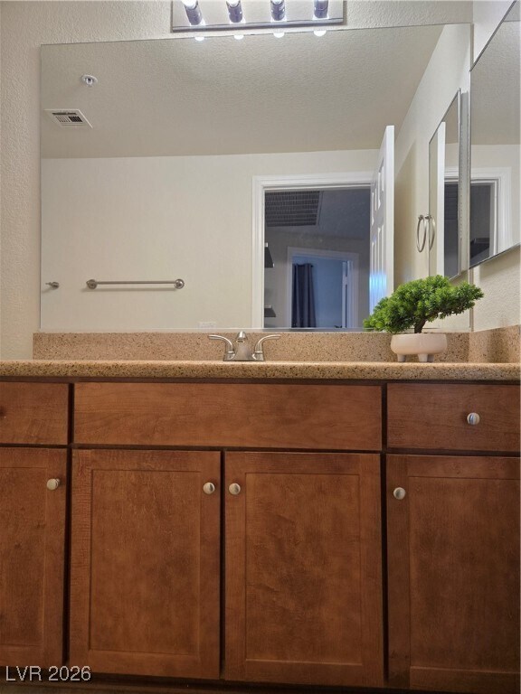 Building Photo - 4400 S Jones Blvd