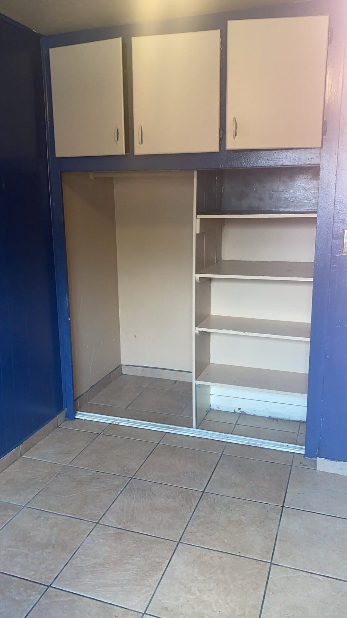 Building Photo - 2583 Roseview Pl