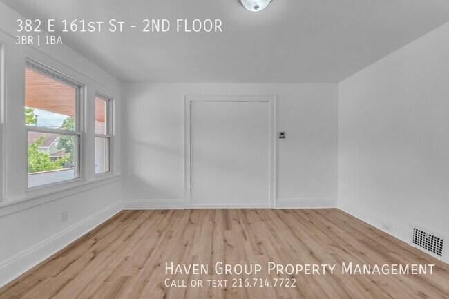 Building Photo - 382 E 161st St