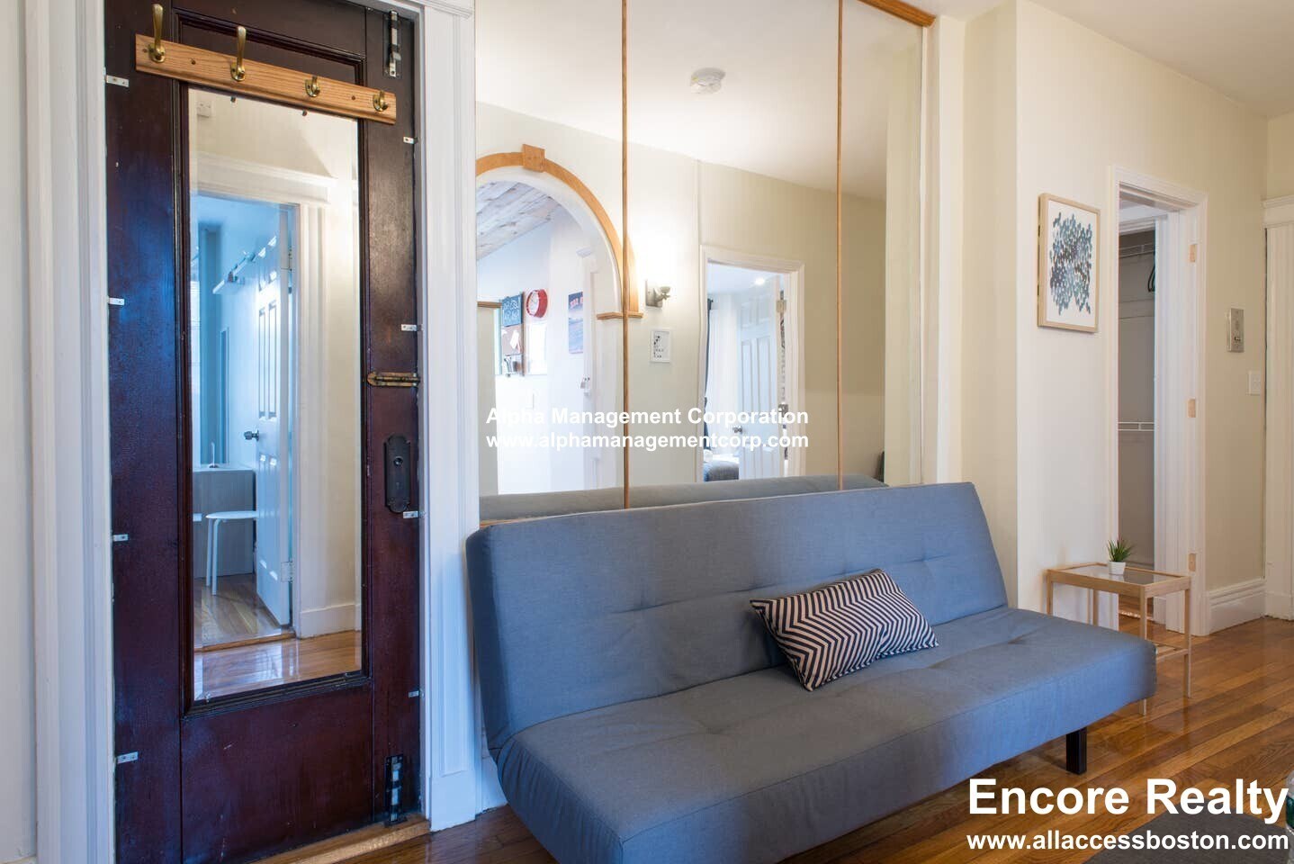 Building Photo - 58 Queensberry St