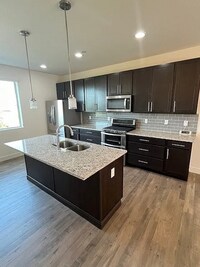Building Photo - 19502 E Sunset Cir