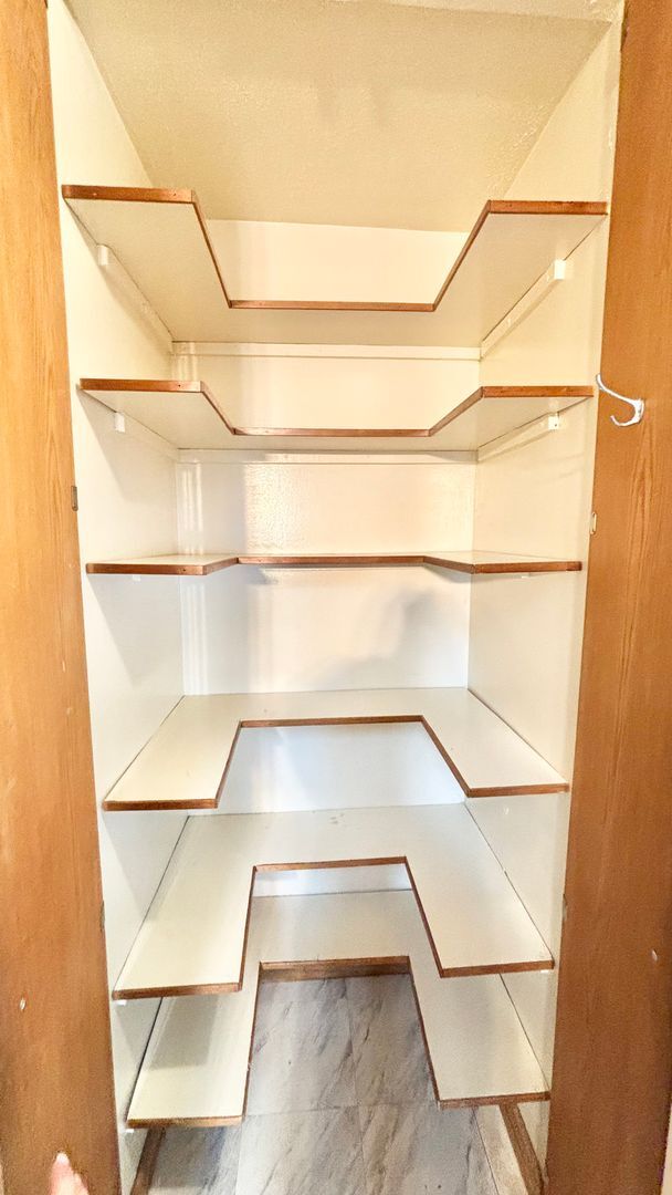 Building Photo - Character-Rich 1912 Home in North Portland – Spacious 2 Bed / 1 Bath