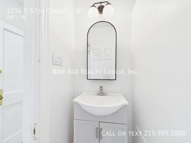 Building Photo - 1234 S 57th St