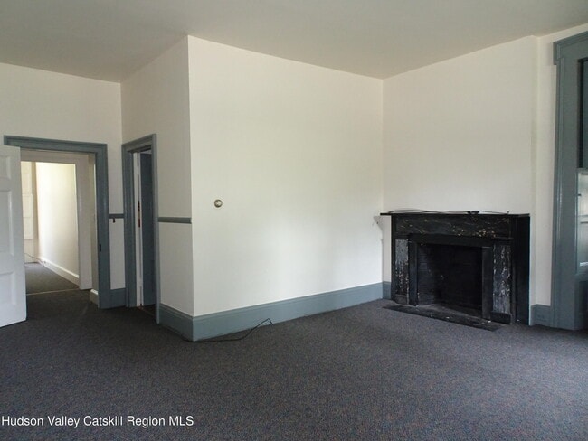 Building Photo - 549 NY-23B