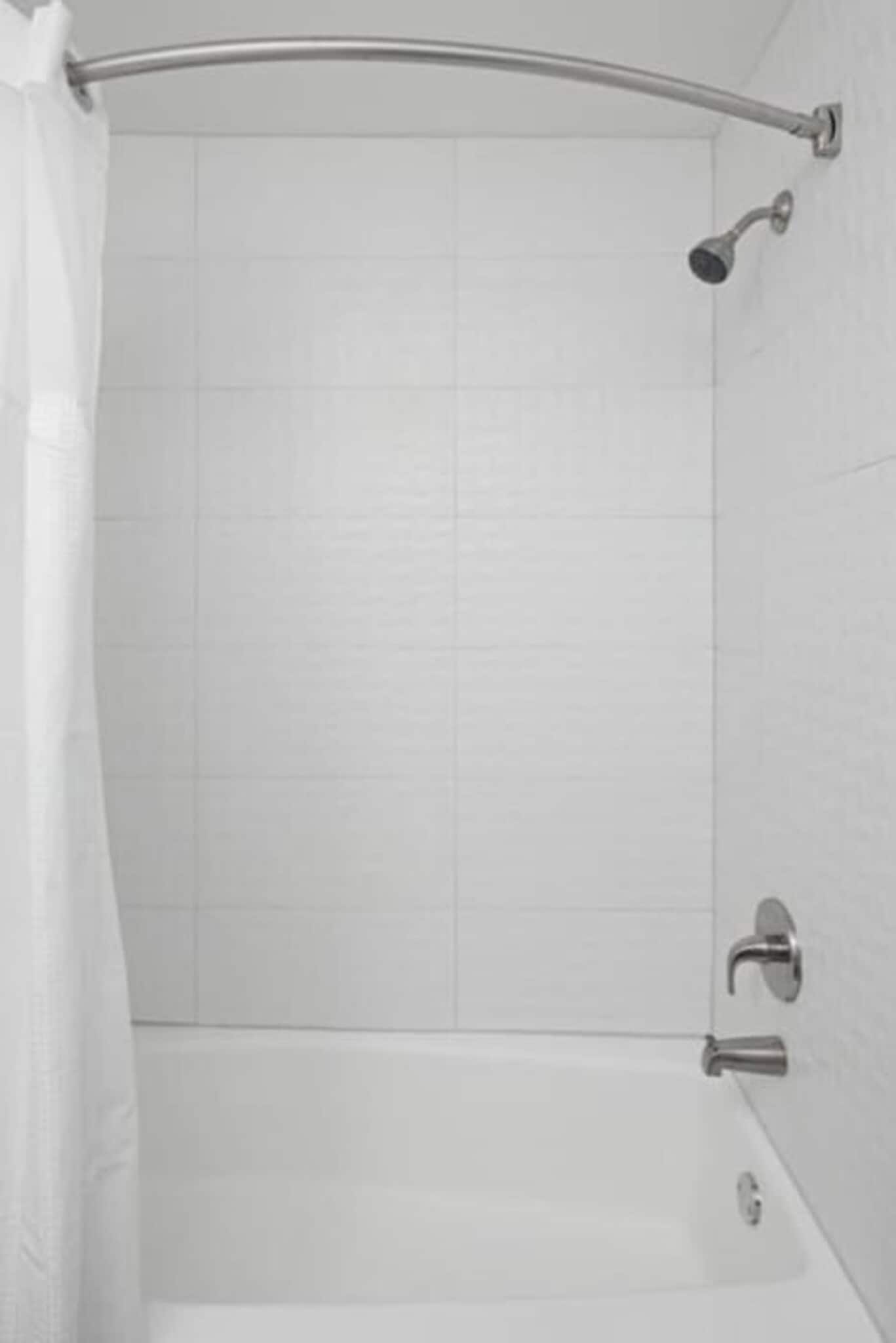 Building Photo - 1136 Crescent Ave NE