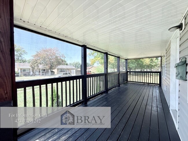 Building Photo - Modern 2-Bedroom Home with Screened Porch ...