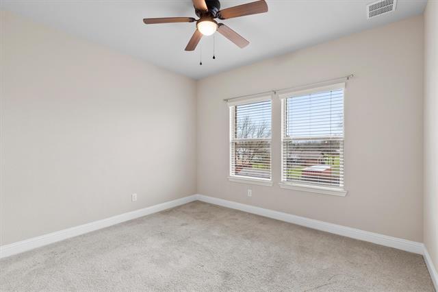 Building Photo - 576 Spruce Trail