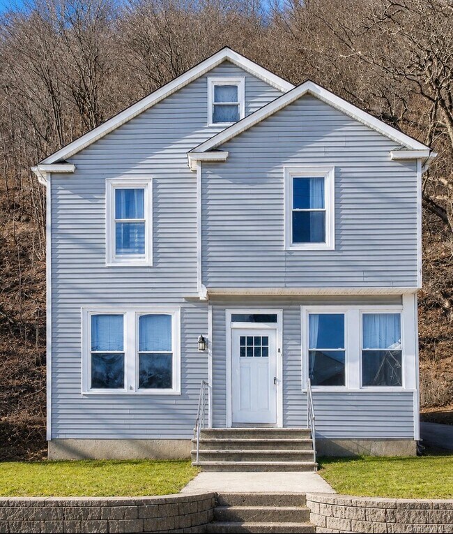 Building Photo - 653 Jersey Ave
