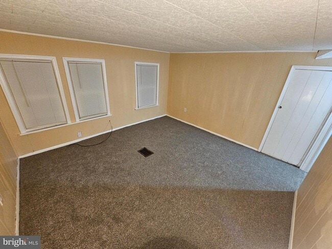 Building Photo - 959 S Main St