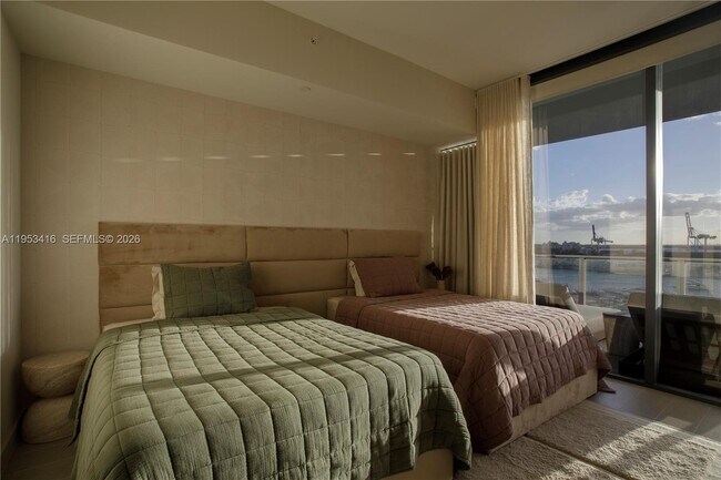 Building Photo - 500 Alton Rd