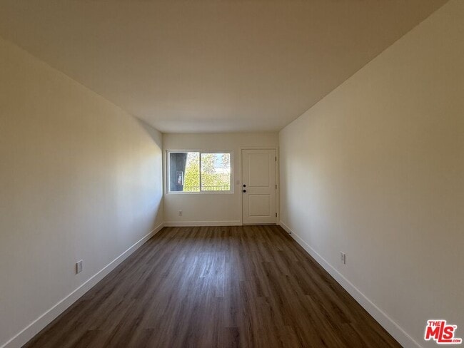 Building Photo - 1743 9th St