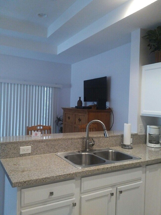 Building Photo - 8033 Carnoustie Pl
