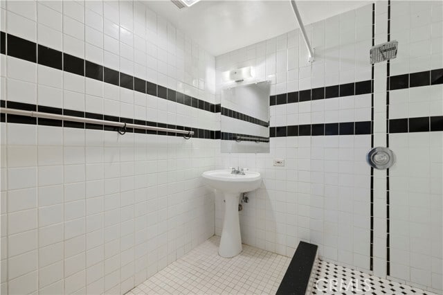 Building Photo - 65 Grace Terrace