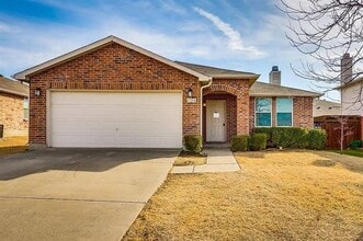Building Photo - 1724 Rolling Brook Dr