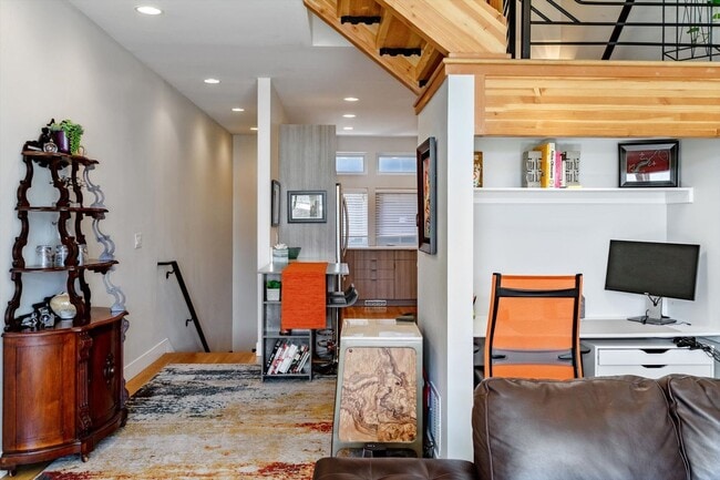 Building Photo - 4-Story 2BD, 2.5BA LoHi Townhome with Rooftop Deck