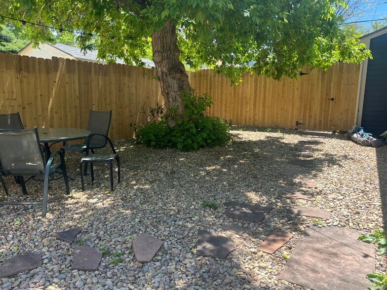 Newly built fencing and gates. - 920 University Ave