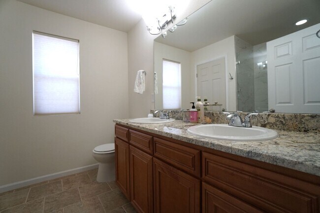 Building Photo - 9690 Beryl Dr