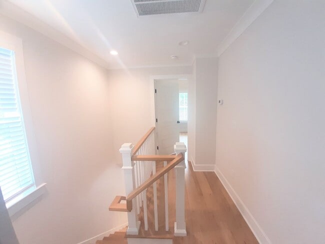 Building Photo - Beautiful 3 Bedroom, 3 Bathroom New Constr...