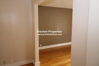 Building Photo - 97 Strathmore Rd