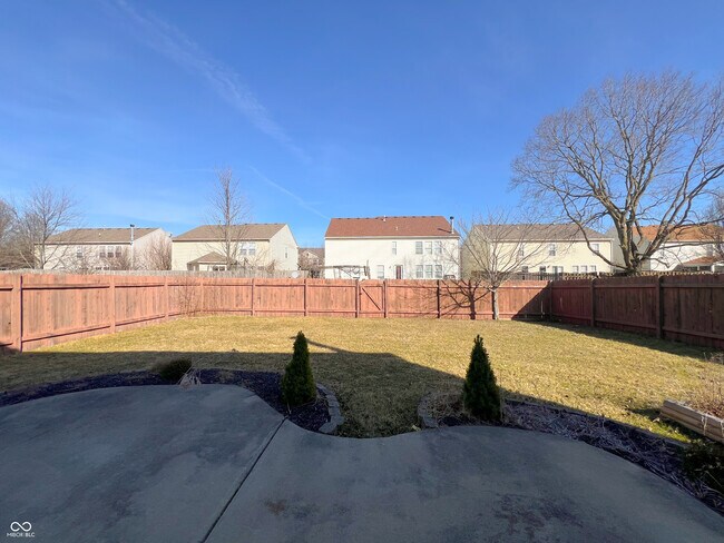 Building Photo - 14243 Holly Berry Cir