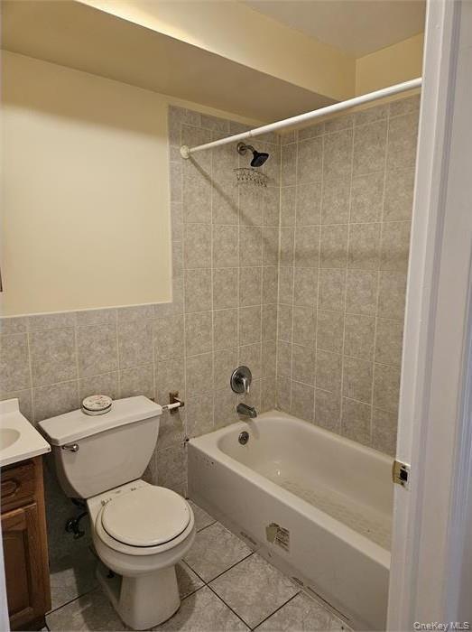 Building Photo - 750A E 223rd St