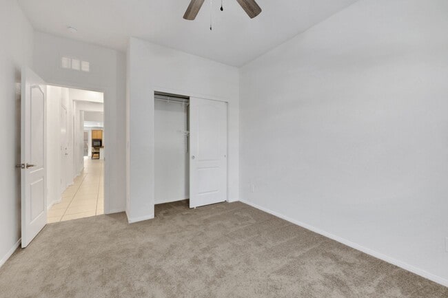 Building Photo - Single story in gated community