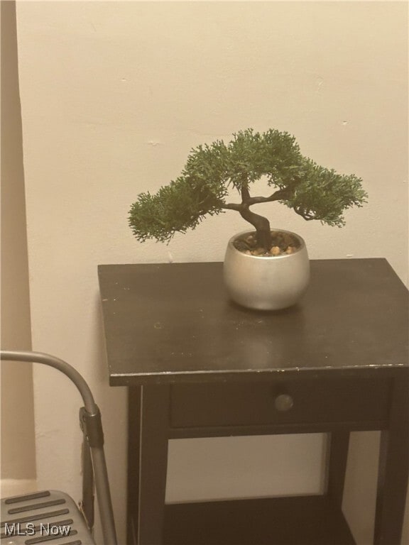 Building Photo - 12520 Edgewater Dr