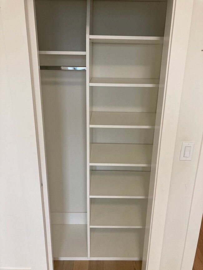 Building Photo - Live at the beach! Modern 2 bedroom 2 bath condo blocks from the beach w/parking and washer/dryer...