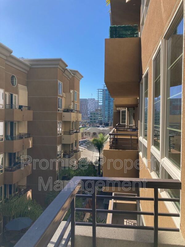 Building Photo - 1465 C St