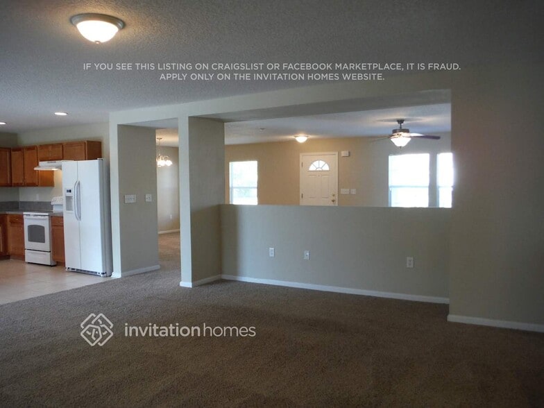 Building Photo - 12341 Deersong Dr