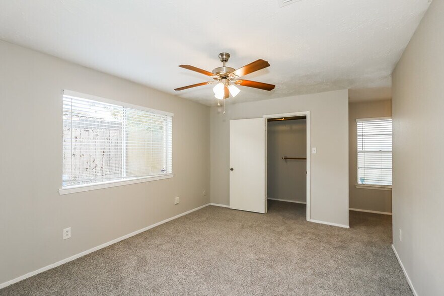 Building Photo - 7306 Skybright Ln