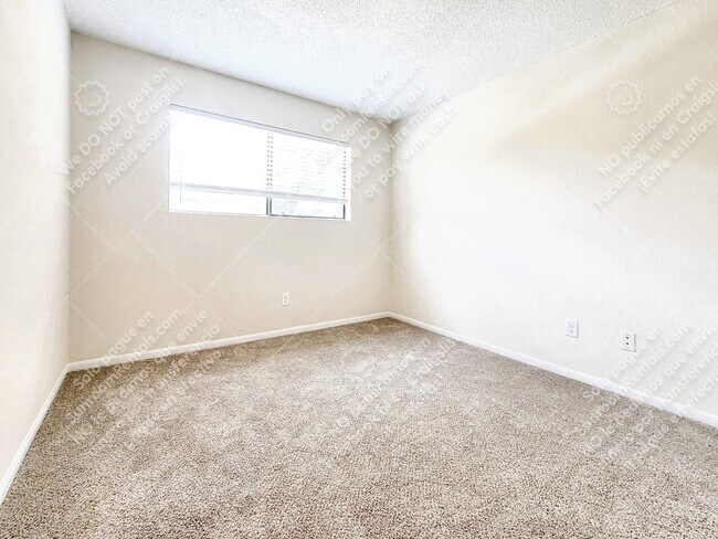 Building Photo - 8706 Schick Rd A