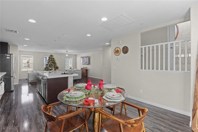 Building Photo - 9050 W Tropicana Ave