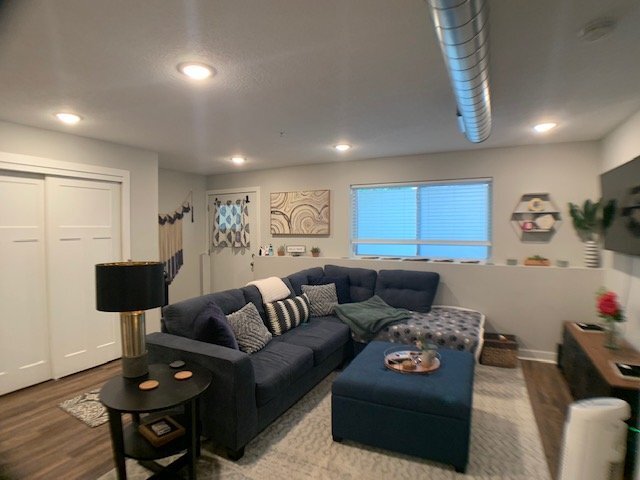Building Photo - Fantastic luxury two-bedroom, one-bathroom in the Longfellow Neighborhood in Minneapolis!