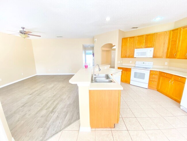 Building Photo - Beautiful Home in Rybolt Reserve in Orlando, Florida!