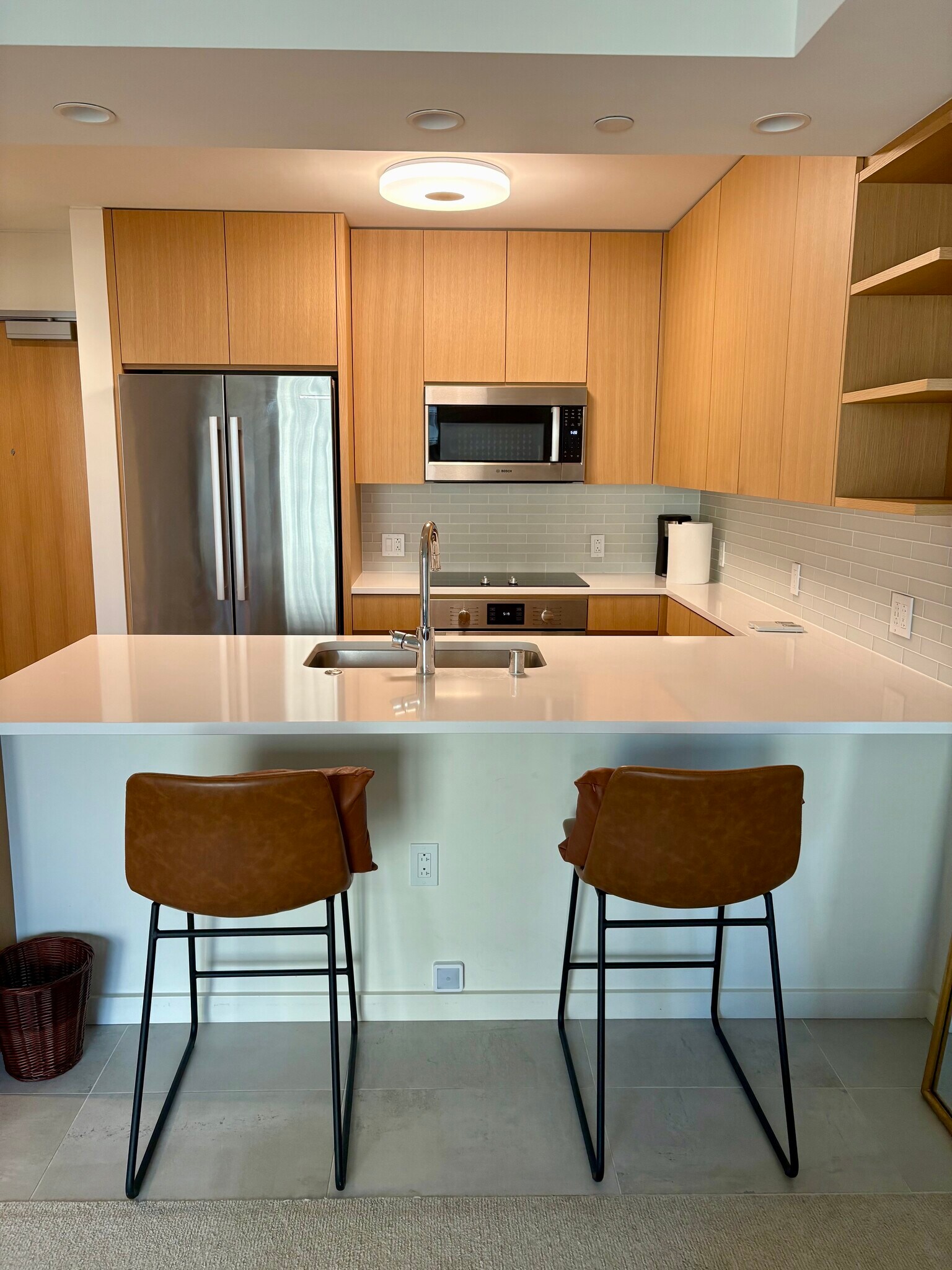 Building Photo - 1388 Kapiolani Blvd