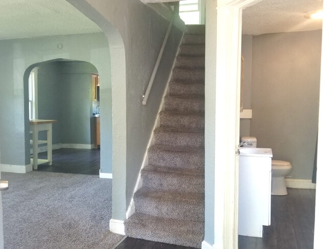 Building Photo - 8200 Wayne Ave