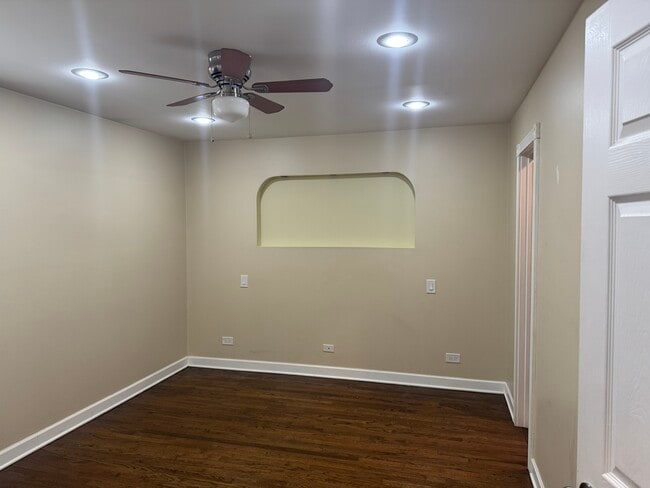 Building Photo - 1233 Wyndham Ct
