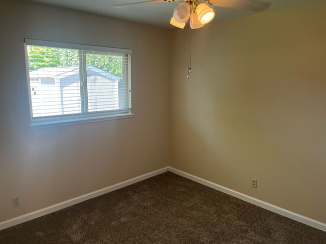 Building Photo - Charming Santa Clara Home with Backyard Perfect for Summer Nights!