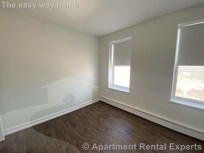 Building Photo - 1 Franklin St