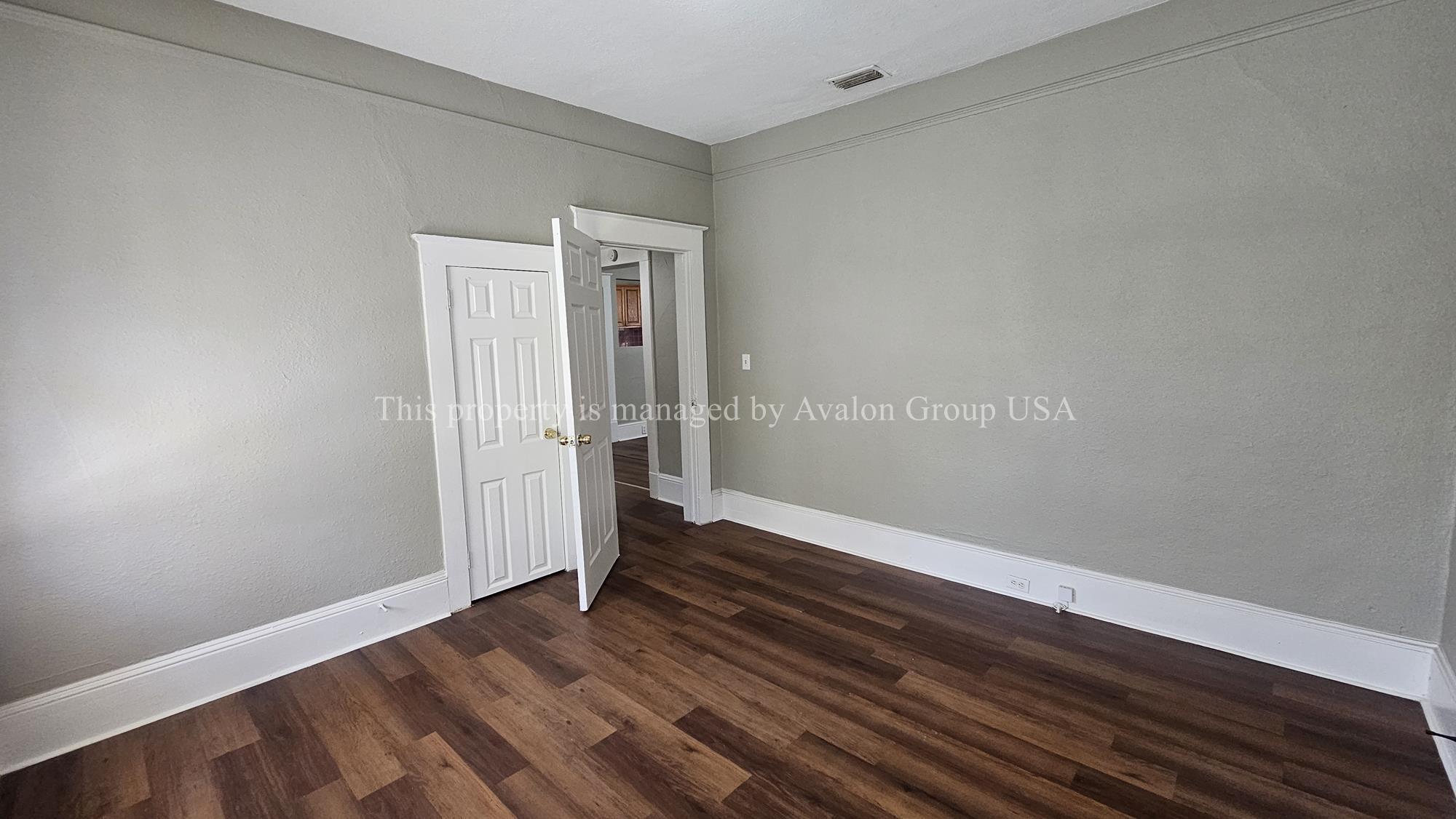 Building Photo - 6510 Avalon St