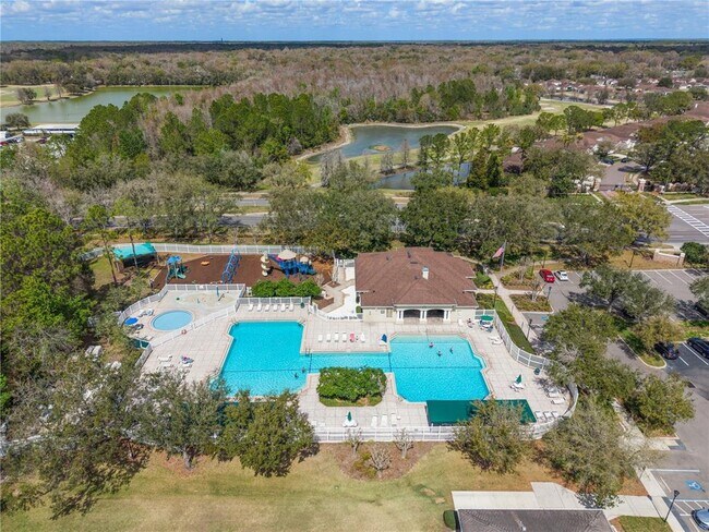 Building Photo - 5542 Gallant Fox Ct