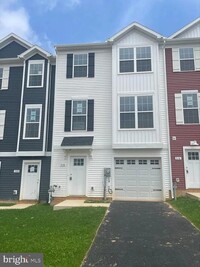 Building Photo - 358 Avon Dr