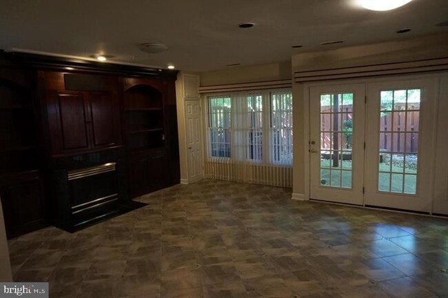 Building Photo - 8036 Kidwell Town Ct